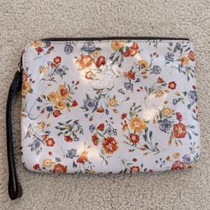 Patricia Nash Cassini Wristlet, Mini Meadows